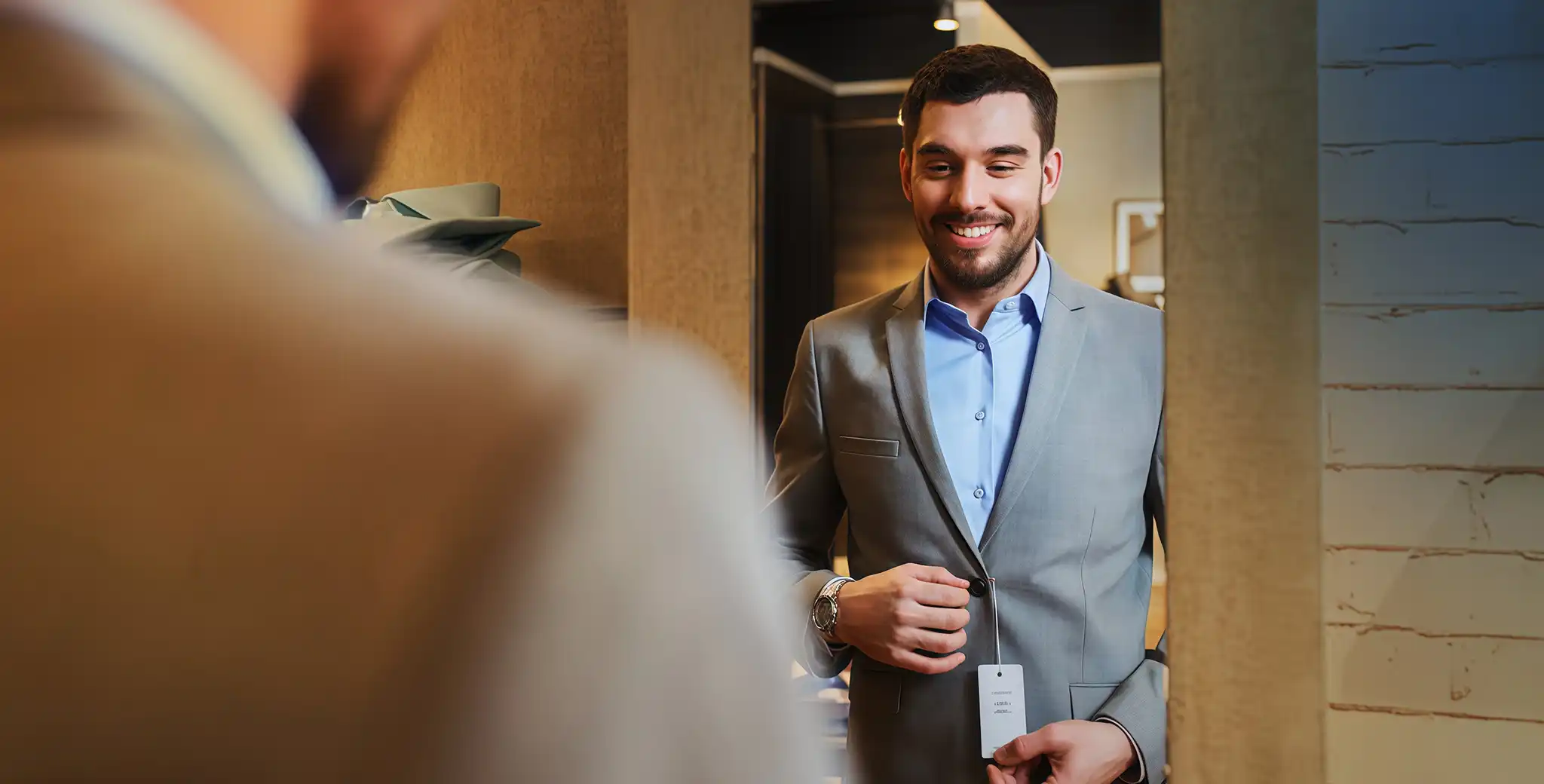 Should-I-Buy-My-Suit-Online-Or-In-Shop-img