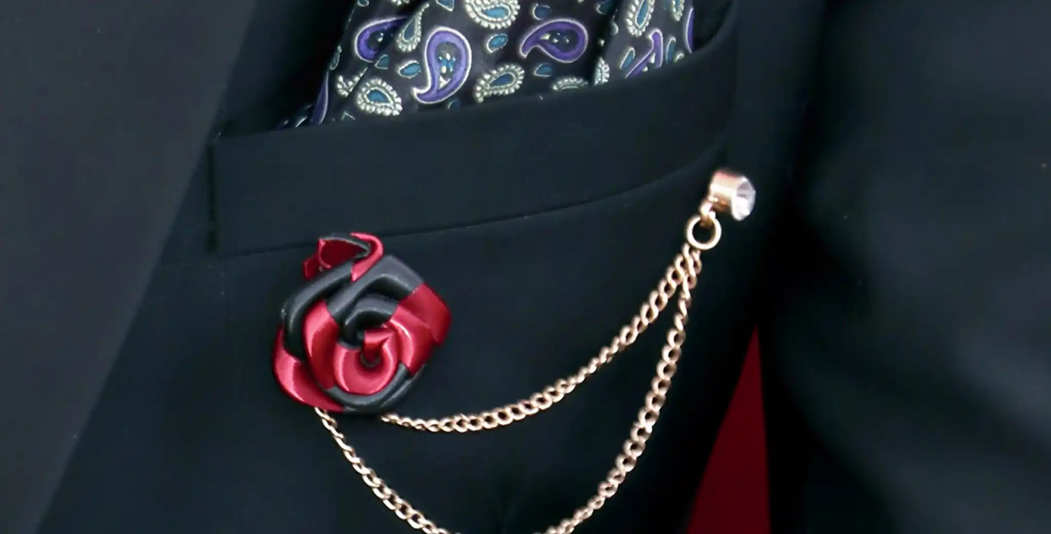 stand-out-from-the-rest-with-these-suit-accessories-img